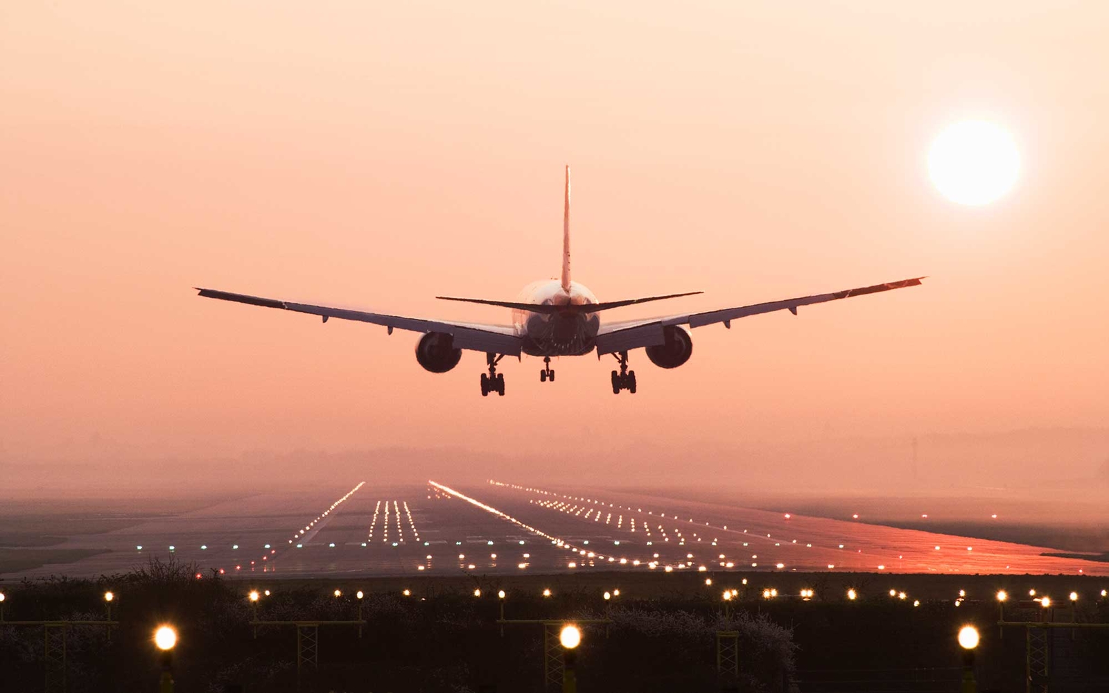 7 lucruri pe care le poţi primi gratuit atunci când călătoreşti cu avionul
