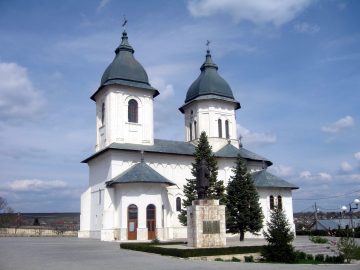 Catedral of Husi2