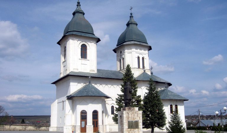 Catedrala episcopală din Huși