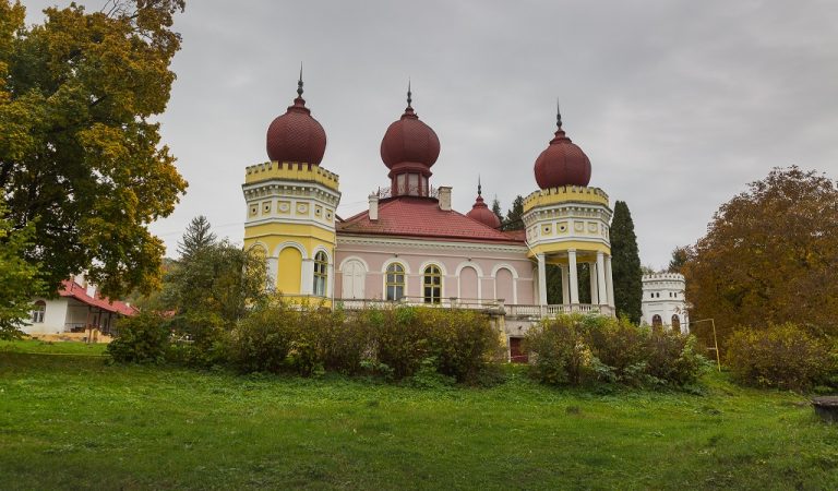 Castel bizantin, pe plaiuri românești – Bethlen din Arcalia