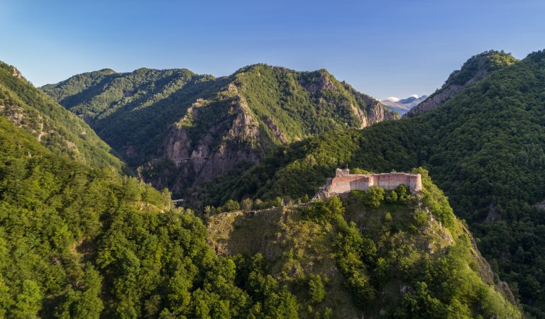 Cunoști legenda de la Cetatea Poenari?